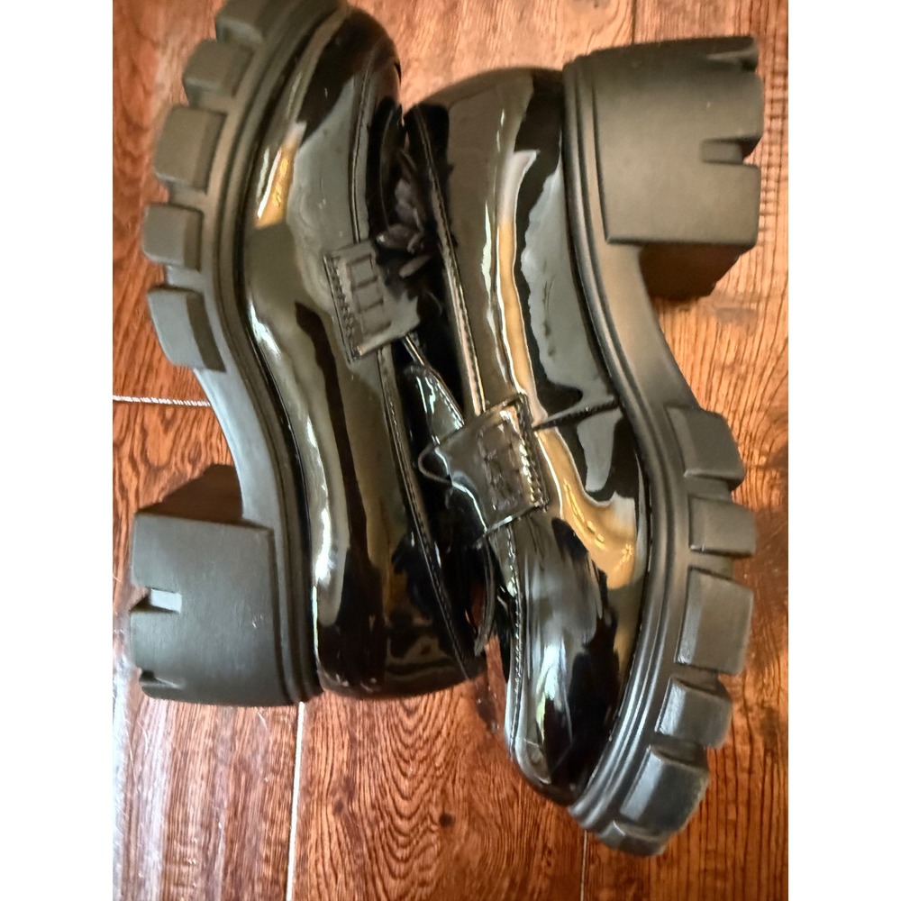 JF JustFab Black Patent Lug Sole Tassel Loafers Women Size 8 Sofia Platform shoe - Picture 3 of 8